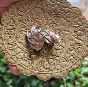 Vintage Kramer Clip-On Earrings Gold and Silver Tone Leaf Design